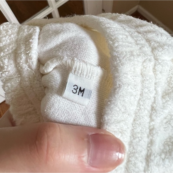 ▫️CRÈME DE LA CRÈME: Girl size 3 months, fuzzy pullover & sweatpants set▫️ - Picture 10 of 12